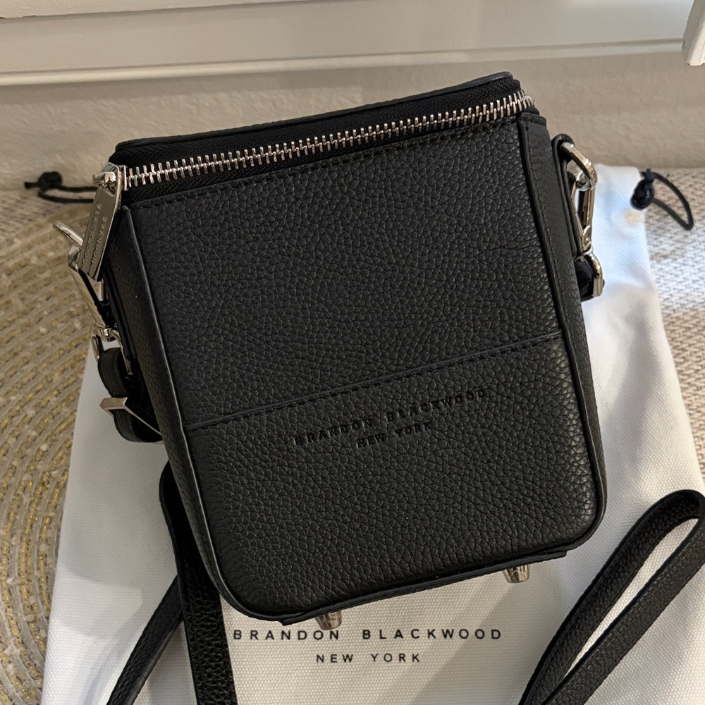 NWOT Brandon Blackwood Sleek Black Crossbody Bag